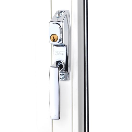 Låshandtag 790 rakt krom